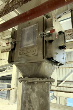 Plattenmagnetabscheider ML-LUX – Reinigung von organischem Pulver in der Feinchemie