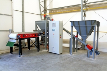 Wirbelstromabscheider ECS mit Vibrationsförderer – Aluminiumtrennung beim Metallrecycling