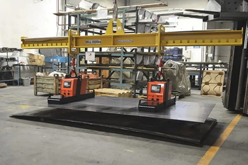 Lastmagnet bei der Handhabung von Lasten