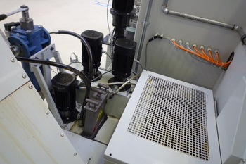 Mobiles Filtersystem MSP–S ANCISTRUS – Reinigung der Kühlemulsion an einer Werkzeugmaschine im Maschinenbau
