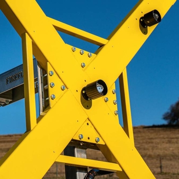 Mobiles LED-Hindernisfeuer FIREFLY zur Markierung der Sperrung der Start- und Landebahn